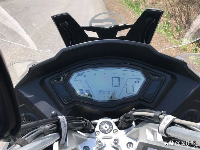 春风650tr-g新车落地价多少钱,春风650tr-g摩旅老款改新款