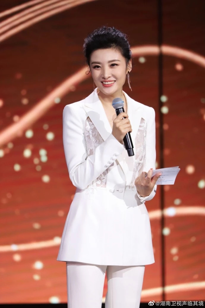 小胸怎么调理变大,小胸怎么做到聚拢