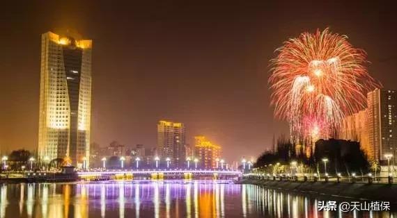 *疆新**库尔勒彻底火了！登上央视让世界瞩目，为库尔勒而骄傲