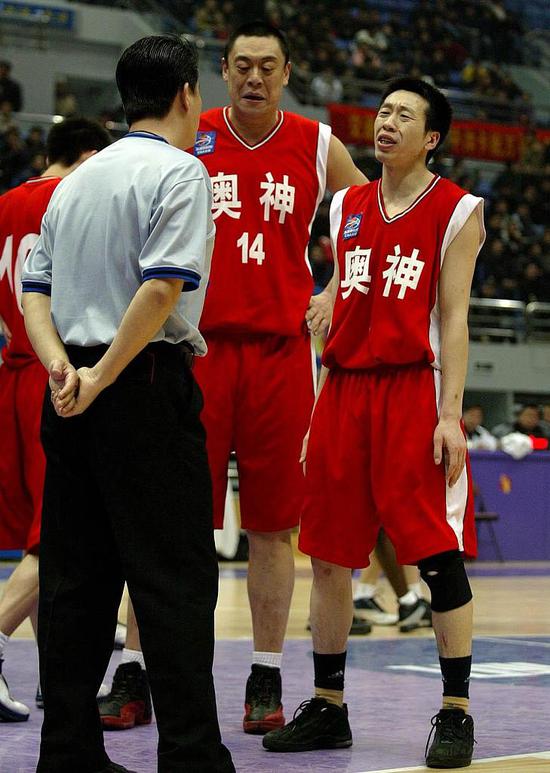 “难道非得把跟腱练断了,才叫为国争光?”