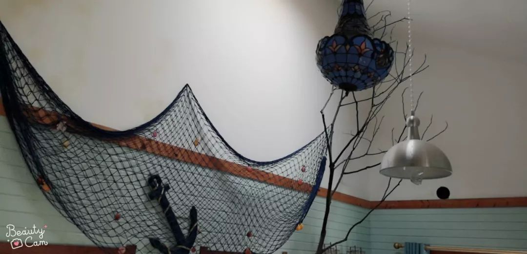 姝︽眽鑻变鸡灏忓眿,姝︽眽鏈夊効绔ヨ鏂界殑鎴胯溅钀ュ湴