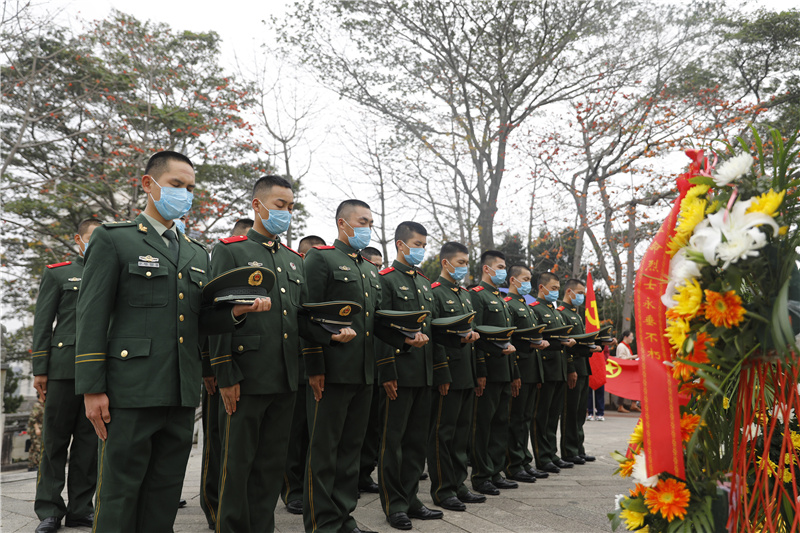 走进烈士陵园缅怀先烈活动,烈士陵园缅怀活动