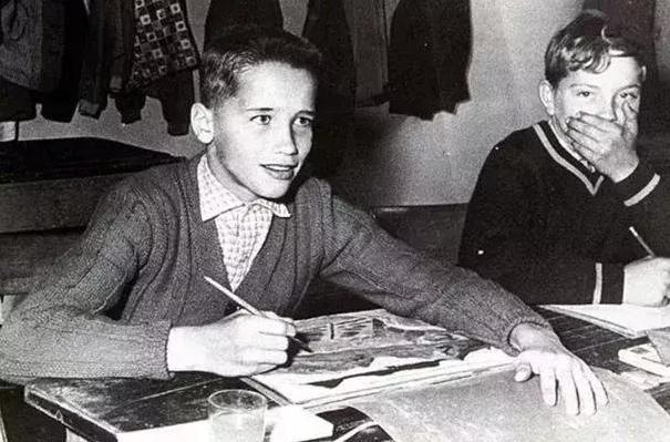 施瓦辛格与妻子离婚案持续10年半,施瓦辛格在终结者中是反派吗