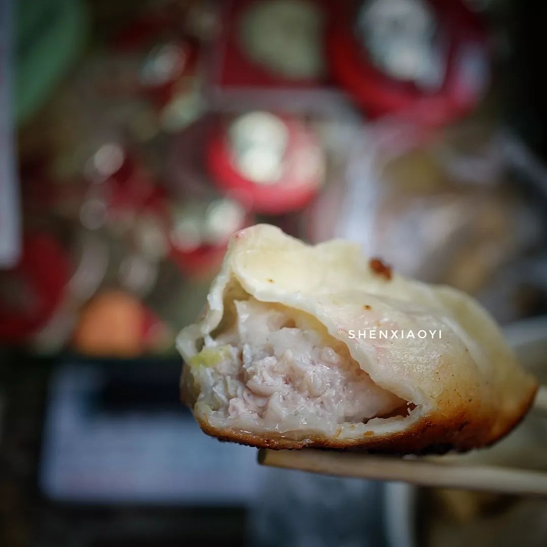 探访5家人气爆棚的小店,我竟然差点被人打了,感觉自己好委屈!