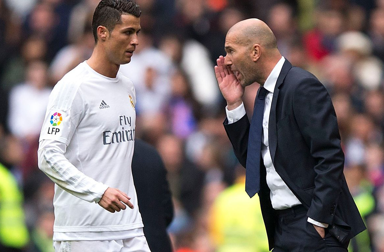 齐达内巅峰到底有多强,齐达内5次将法国推向世界的顶峰