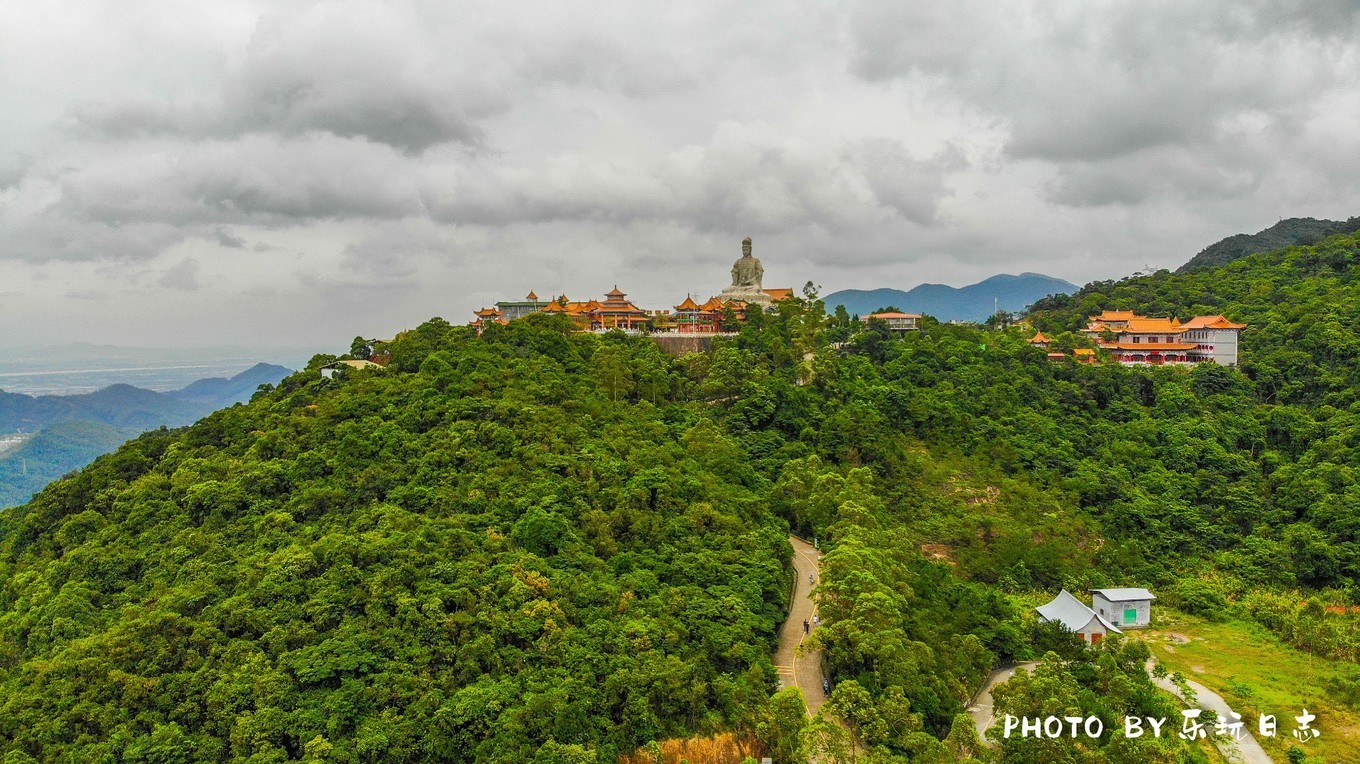这里被称为广深后花园，每年夏天游人如织，有山有水的避暑胜地