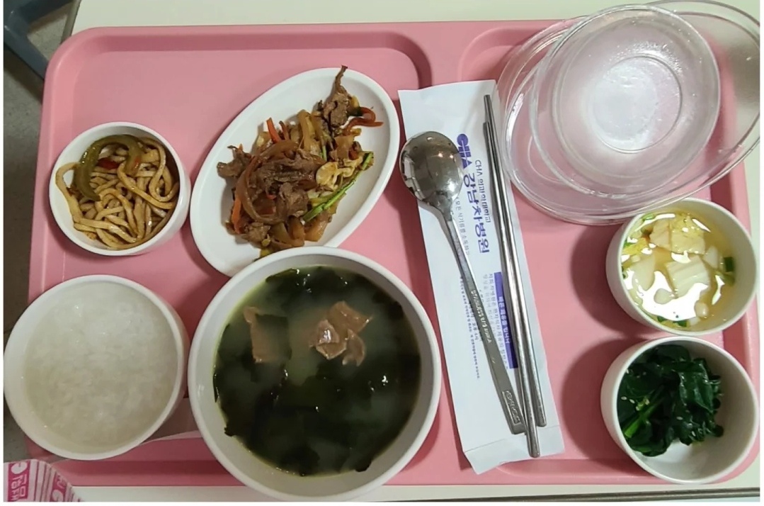 国外产妇吃什么,国外产妇营养餐