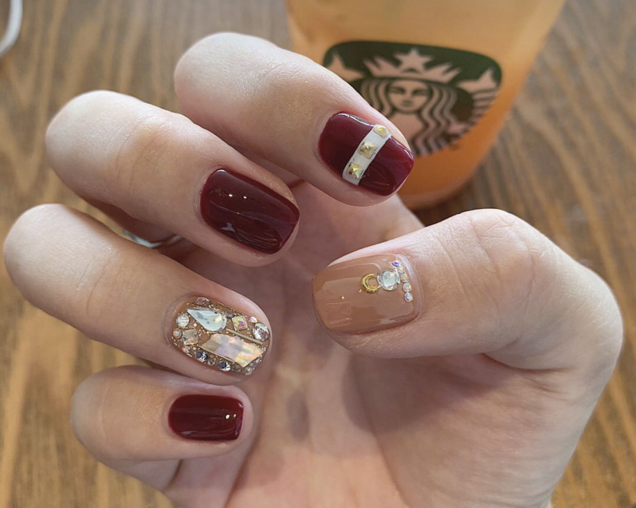 闪亮又质感的美甲造型,超亮异形美甲钻