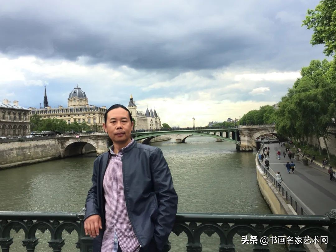 鑹烘湳涓浗浼磋垶,鑹烘湳涓浗涓涗功