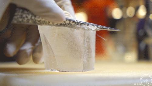 次元壁破了！轩尼诗酒吧X国民六神，竟出了个“花露水鸡尾酒”