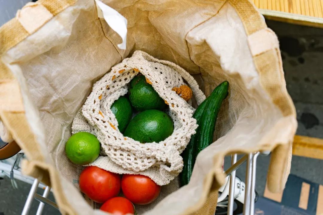 一对夫妻的零浪费生活,自制牙膏洗发水