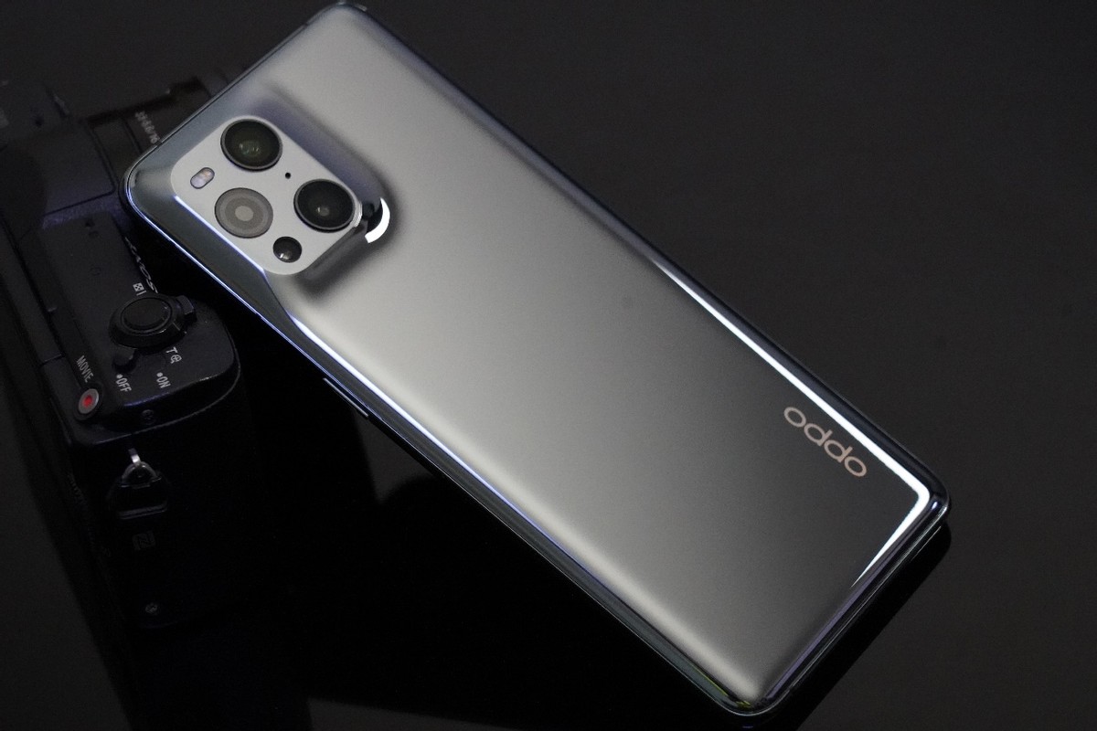 小米11pro和oppofindx3,oppofindx3最新旗舰手机