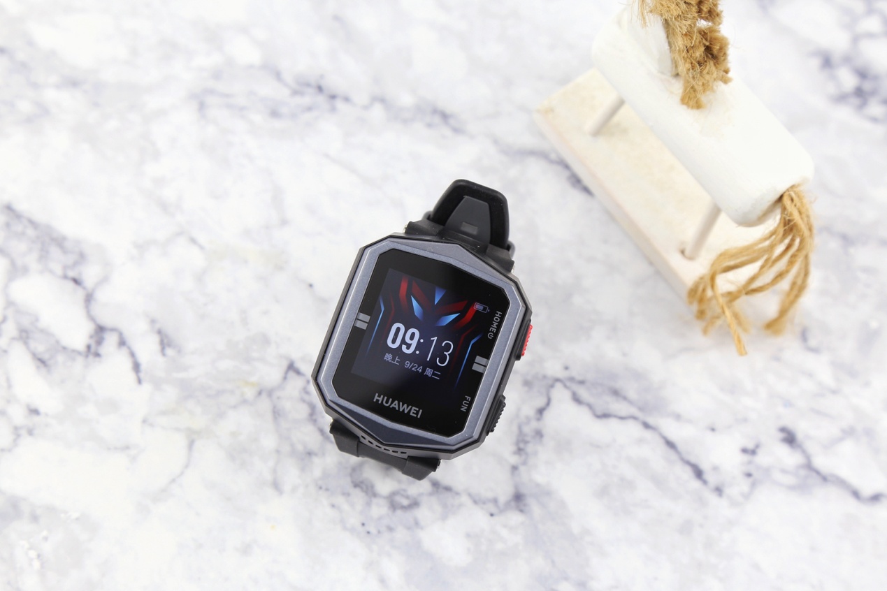 9重精确定位孩子的贴身守护者，华为儿童手表3X体验