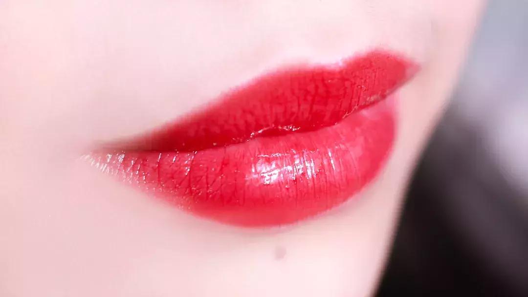 女生必买的十支口红试色,水红色口红推荐平价