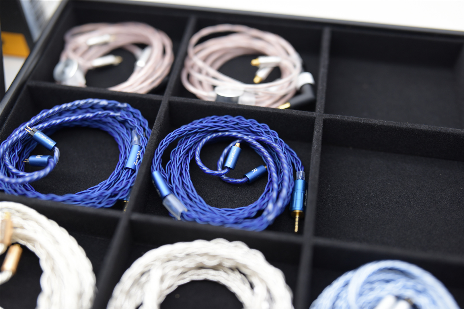 一机实现HiFi、监听和便携性，说说天域联达NeumannNDH20试听会