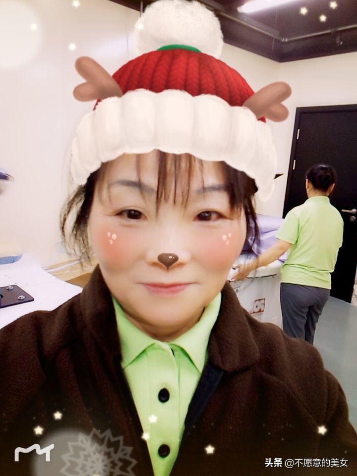 可爱的少妇自拍越来越丰满越来越成熟了