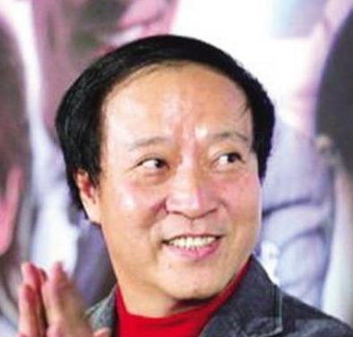 3次离开冯巩的牛群怎么样了,牛群冯巩相声一等人