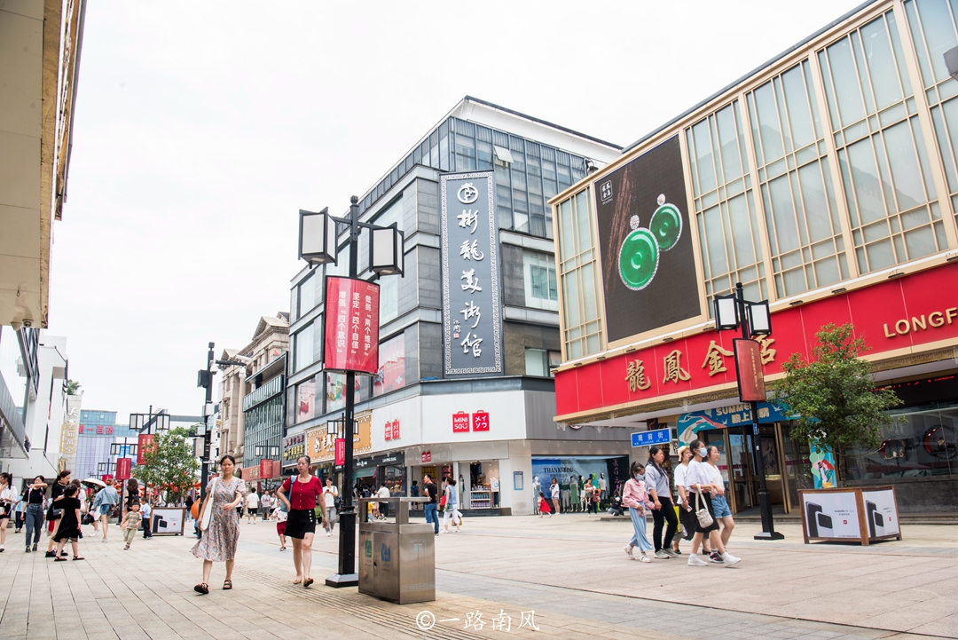 苏州最出名的一条商业街,苏州最繁华的步行街是哪里