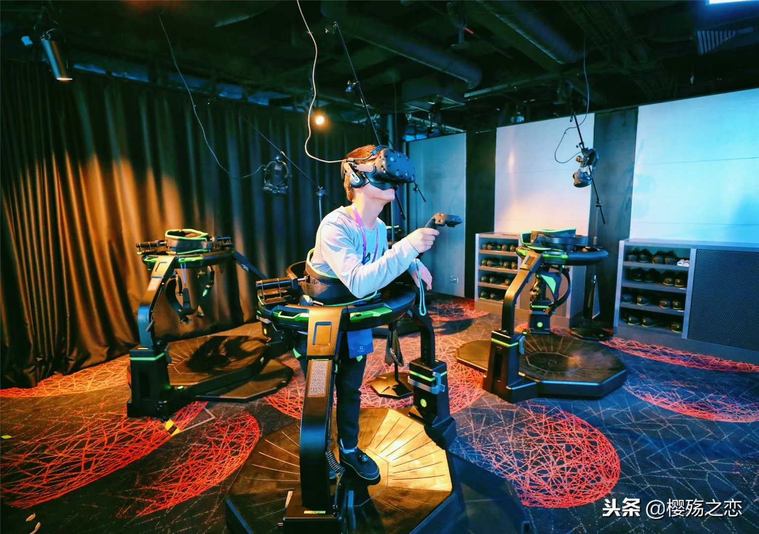 邮轮上好玩吗值得去吗,中国最大的邮轮世界梦号