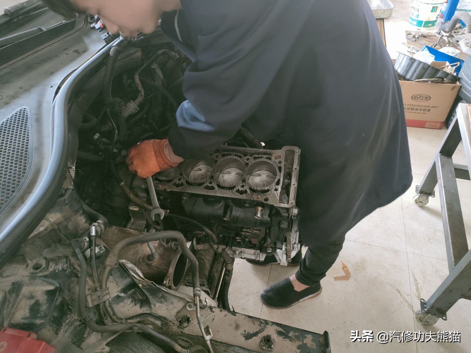 挑战奥迪A6低油耗,2009款奥迪a6l2.0t烧机油严重吗