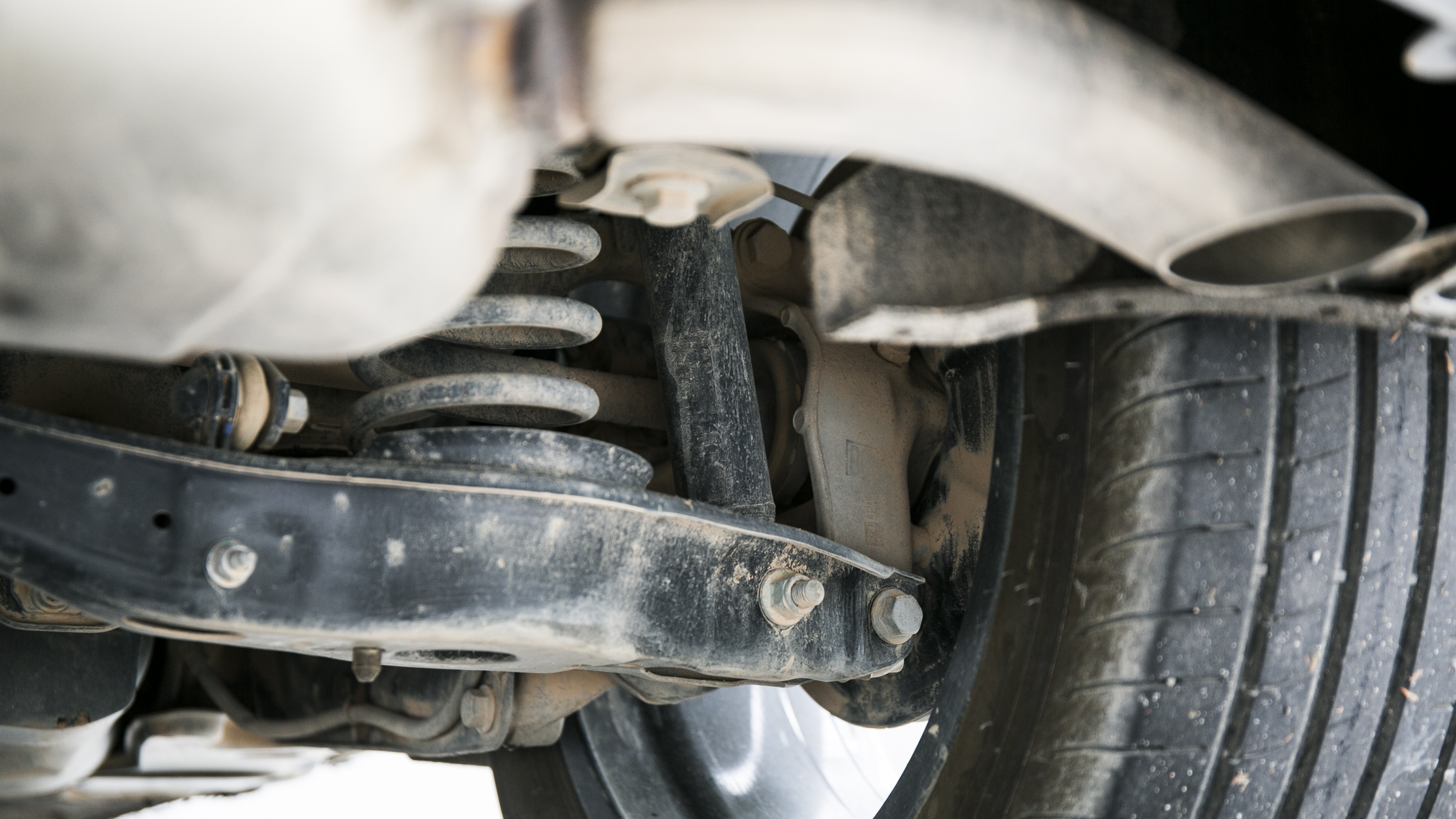 城市中的一抹魅影试驾奥迪q3轿跑,外表张扬内心温柔