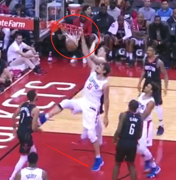 博班盖帽米切尔,博班vs米切尔