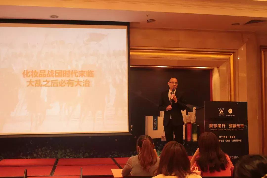 鑱氭ⅵ鍓嶈鑺傜洰,鑱氭ⅵ鍓嶈