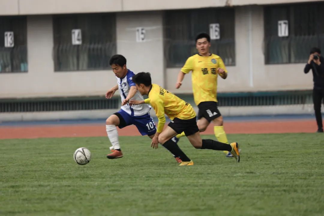 娓呭崕鍖栧伐鐢疯冻,娓呭崕鐢疯冻澶哄啝