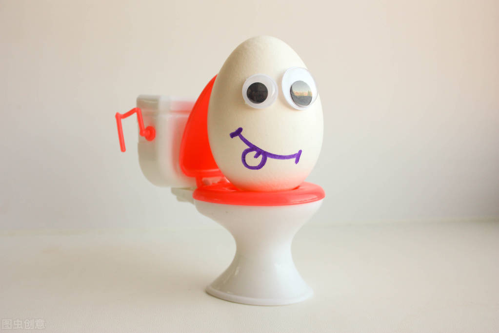 痔疮发作，怕疼怕便血连厕所都不敢去！憋成便秘后应该怎么办？