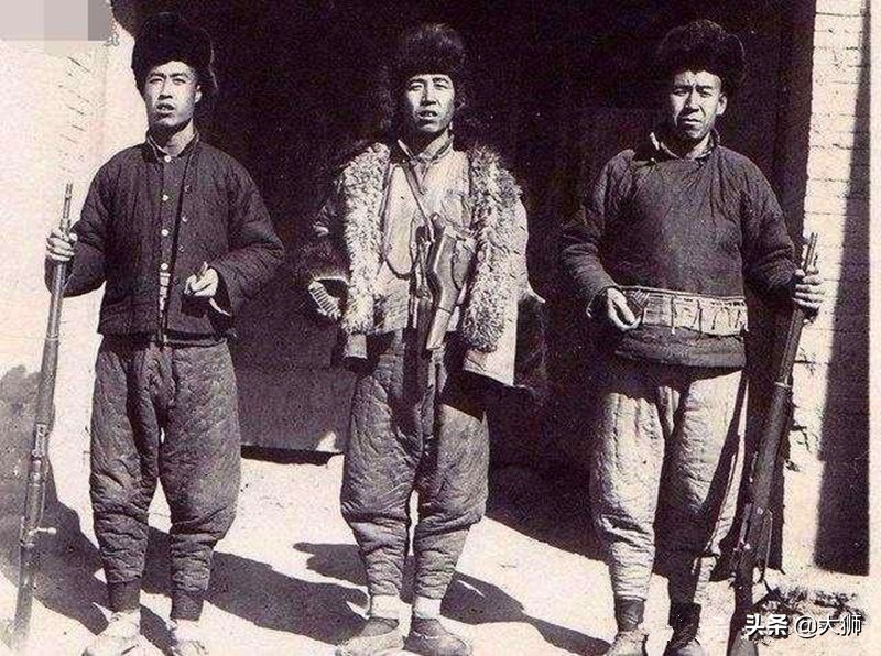 农村家里挂国旗好吗,农村家里挂红旗什么意思