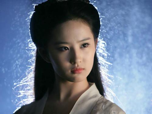 朴姬兰刘亦菲,韩国棒球女神朴姬兰酷似刘亦菲