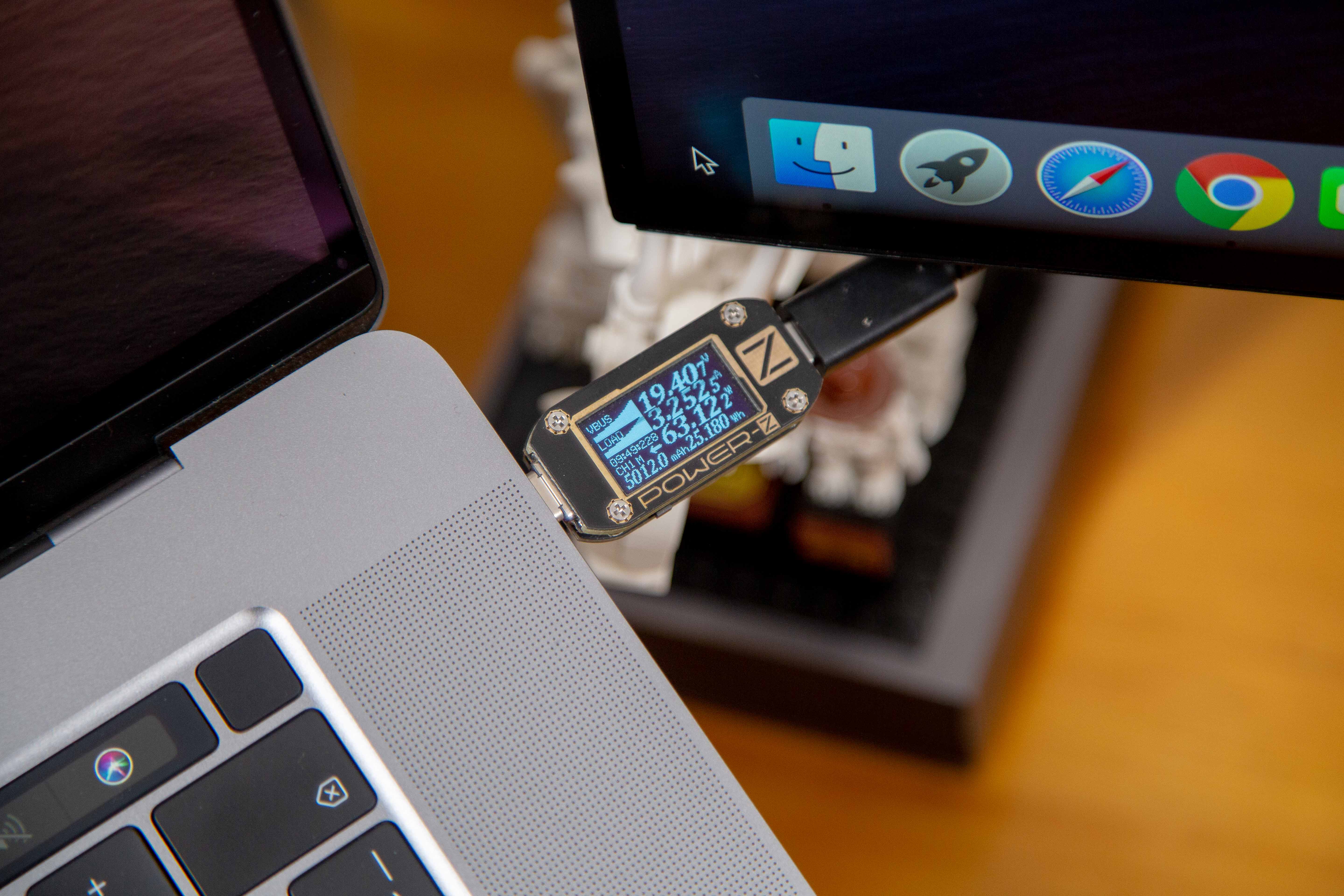 用了20年的飞利浦,用了一年的屏幕