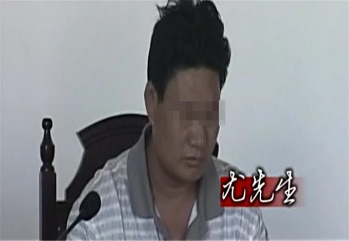 夫妻新婚不久妻子就怀孕了,夫妻刚结婚第二天丈夫哭诉离婚