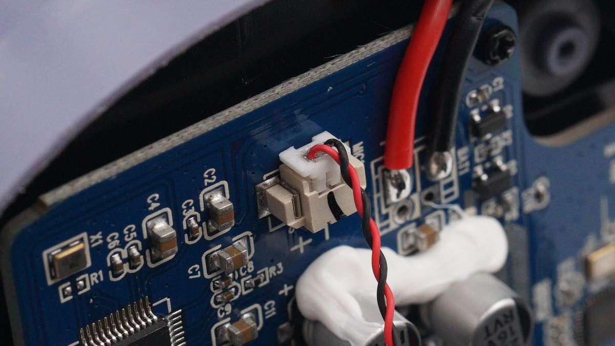 “唱吧K歌宝,头大就是好”,小巨蛋家庭KTVP6拆解报告