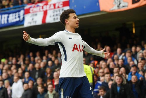 现在还有哪个球队使用单前腰,最好的前腰球员排名