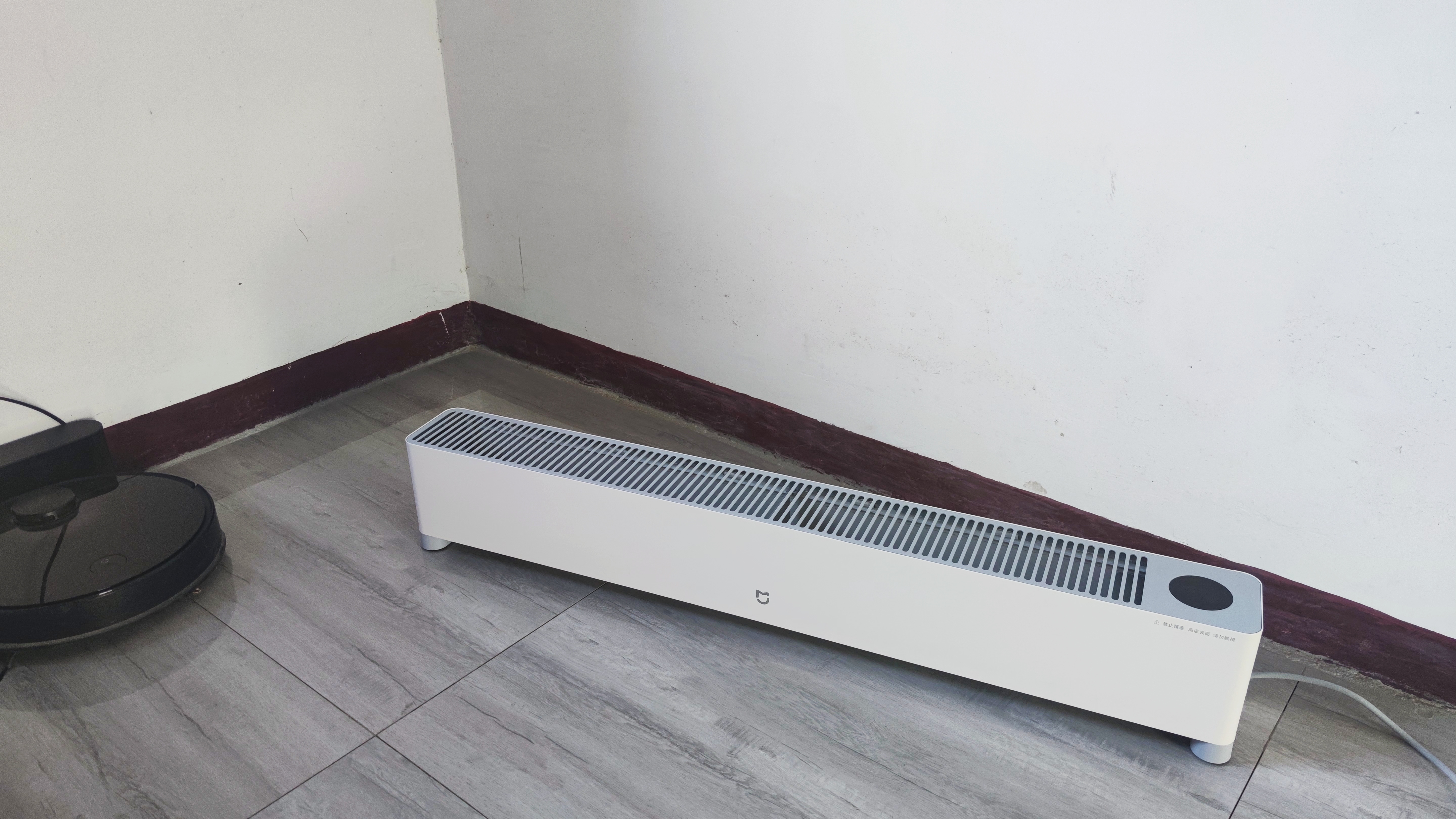 米家石墨烯踢脚线智能电暖器,小米智能踢脚线电暖器费电吗