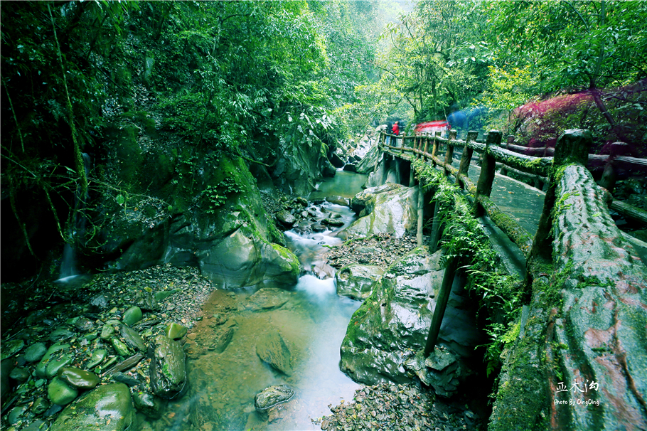 神奇的梵净山真正的天空之镜,梵净山金顶旅行真实感受