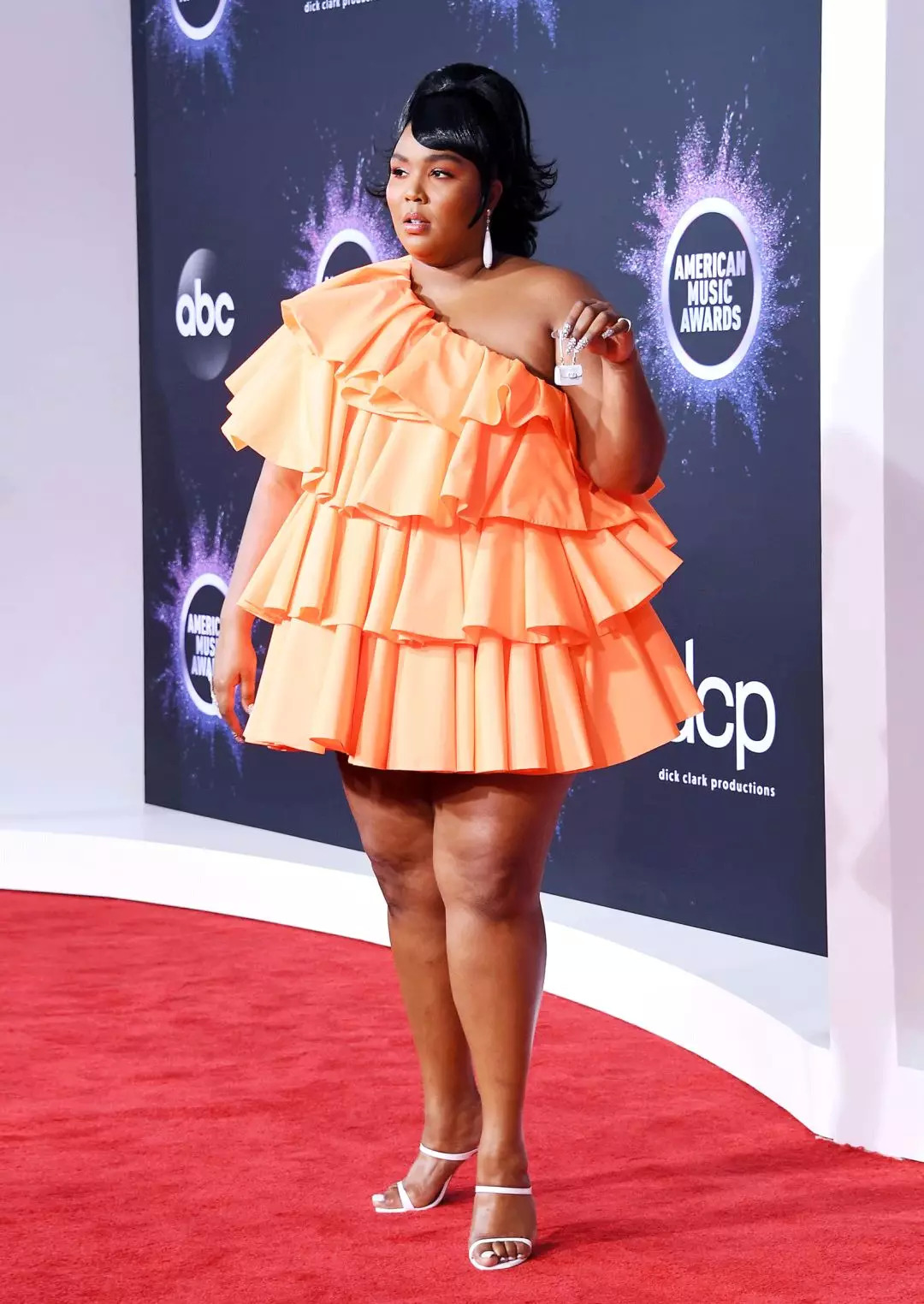 我的胸,我的手指,我的脚腕……都需要一只包包