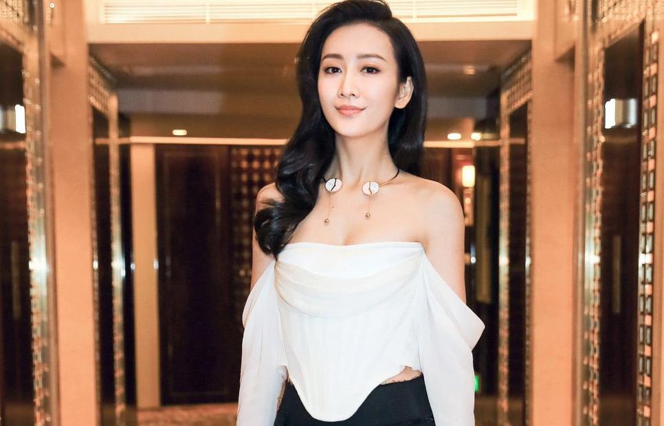 童年被老人或亲戚家带大的孩子,孩子被长辈带大