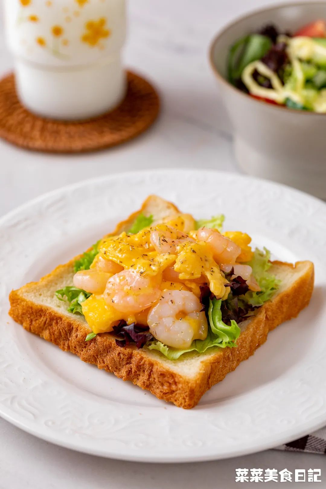 上班族午饭微波炉加热,微波炉解决一日三餐