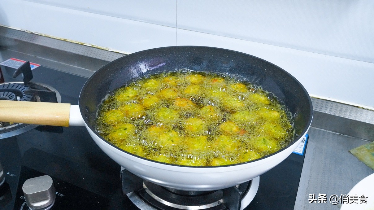 萝卜丸子怎么做才会外酥里嫩,萝卜丸子怎样做才好吃视频