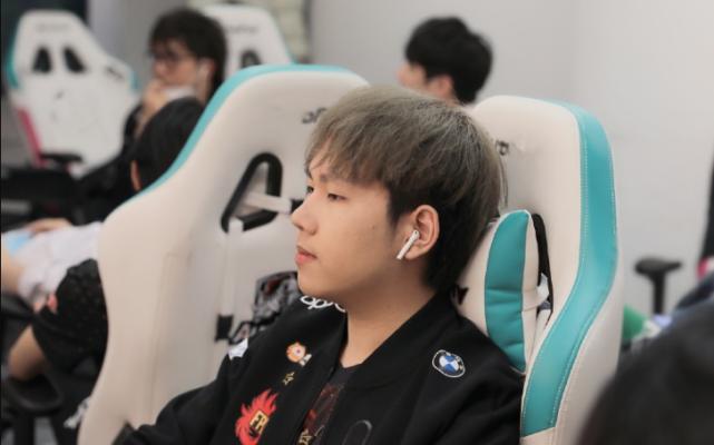 fpx道歉的视频,fpx致歉视频