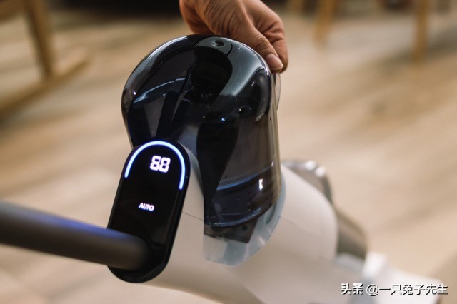 石头智能双刷洗地机t8,石头u10和uwant洗地机测评