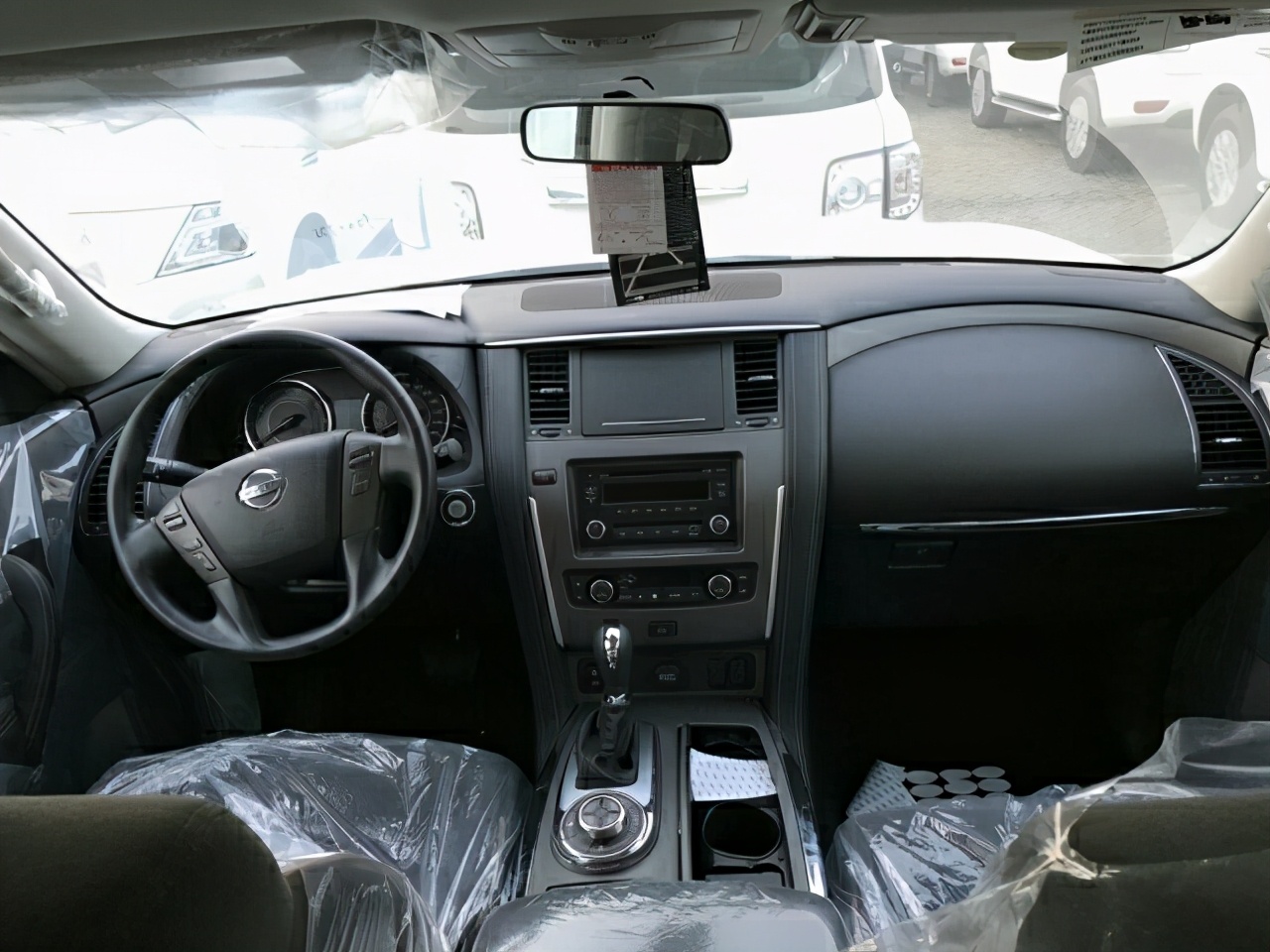 2022款日产途乐对比霸道2700,丰田霸道和日产途乐油耗