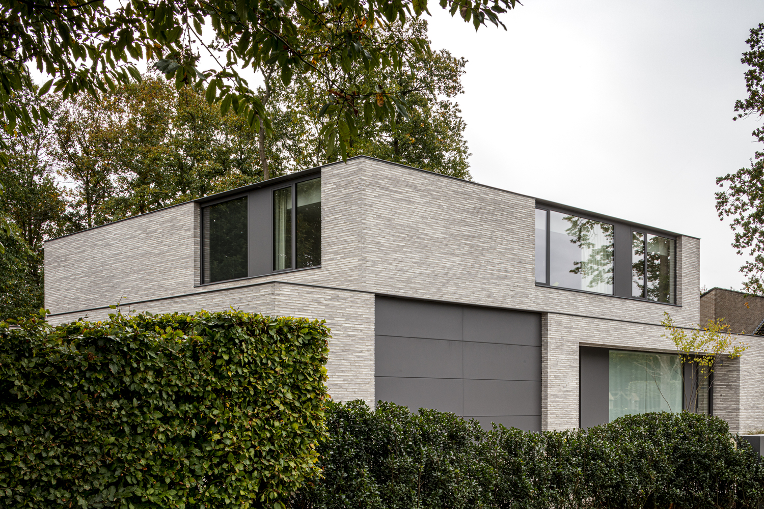 自盖一层落地窗房子设计图,住宅设计一厅两房图