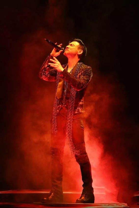 歌神张学友创作过哪些歌曲,张学友周杰伦谁的影响力高