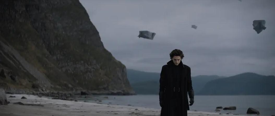 被成为史上最伟大的科幻片,被诺兰称为最伟大的科幻片