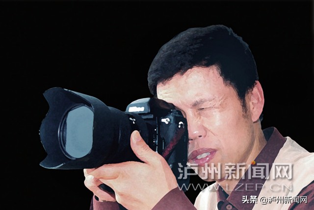 泸州:怀揣梦想的他们记者节讲述故事里的爱和感动