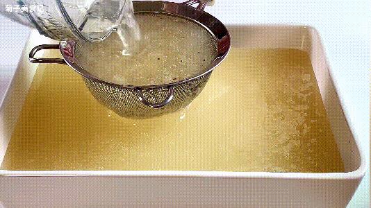 清凉解暑美味的冰粉,好吃的四川冰粉现吃现做冰凉爽口