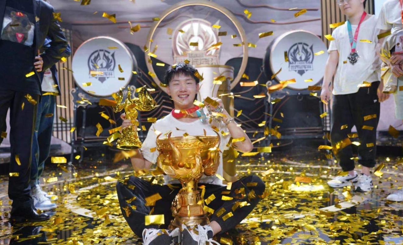 马超新皮肤fmvp马超怎么练,fly拿马超fmvp皮肤的时候有多强